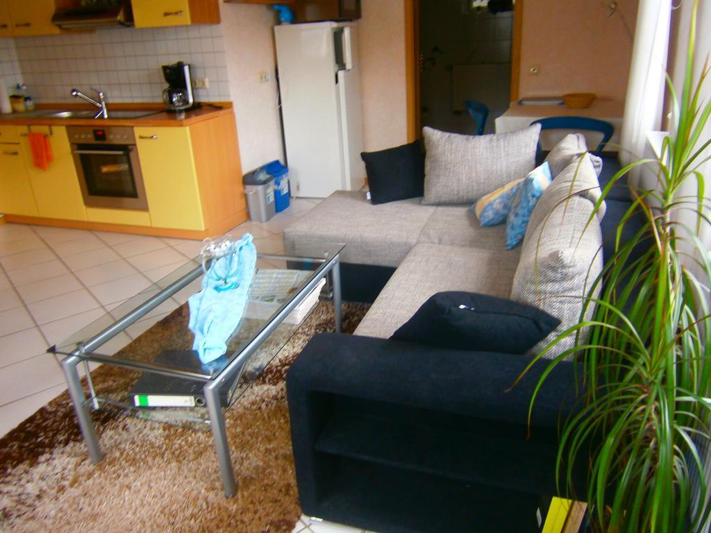 Eifeler Ferienwohnung Nettersheim Kamer foto